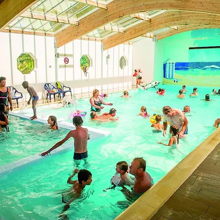 Campingplads Camping Sunissim Riez A La Vie By Locatour Saint-Hilaire-de-Riez